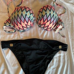 Victoria’s Secret Bikini Swim Suit 36DD top & L bottoms